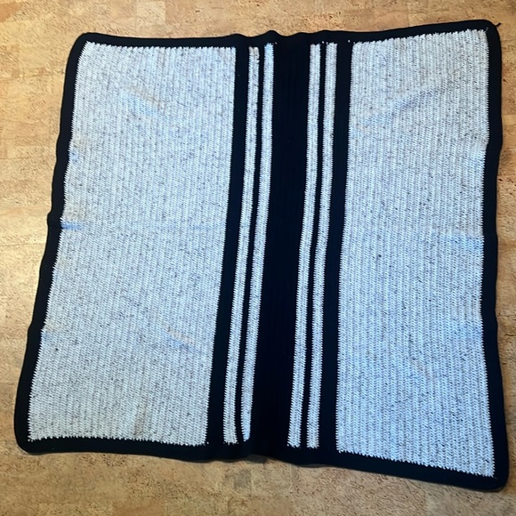 Large Vintage Handmade Knit Afghan Blanket - Picture 2 of 2